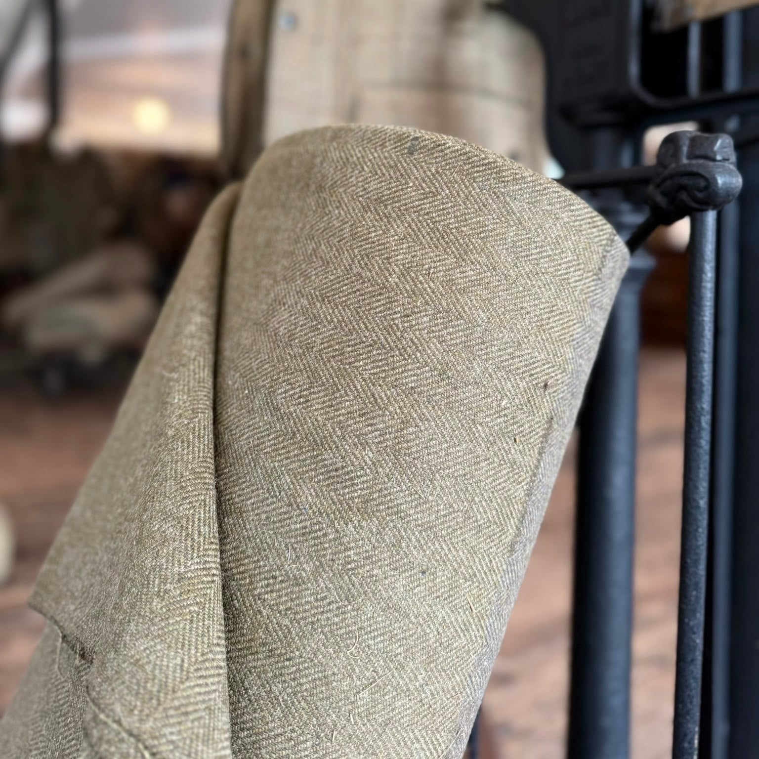 3975.4 CHB HB Bronze & Ancaster Cheviot & Derby Grade Tweed